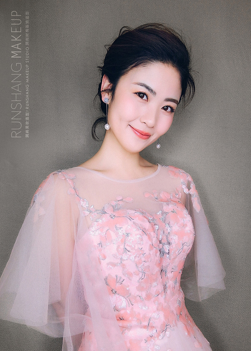 润尚美妆造型,新娘跟妆,时尚新娘造型,婚礼造型,试妆照