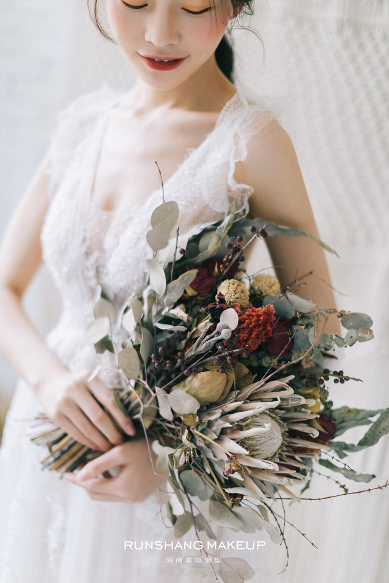 润尚美妆造型,新娘跟妆,时尚新娘造型,婚礼造型