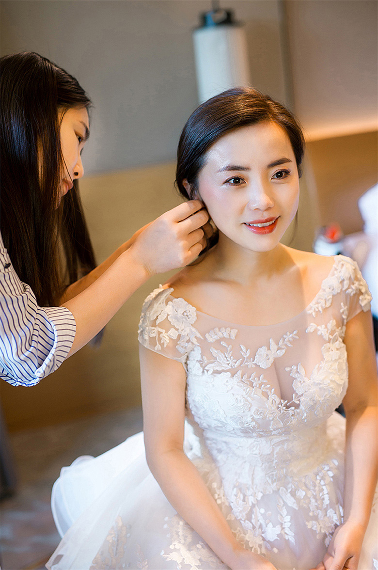润尚美妆造型,新娘跟妆,时尚新娘造型,婚礼造型