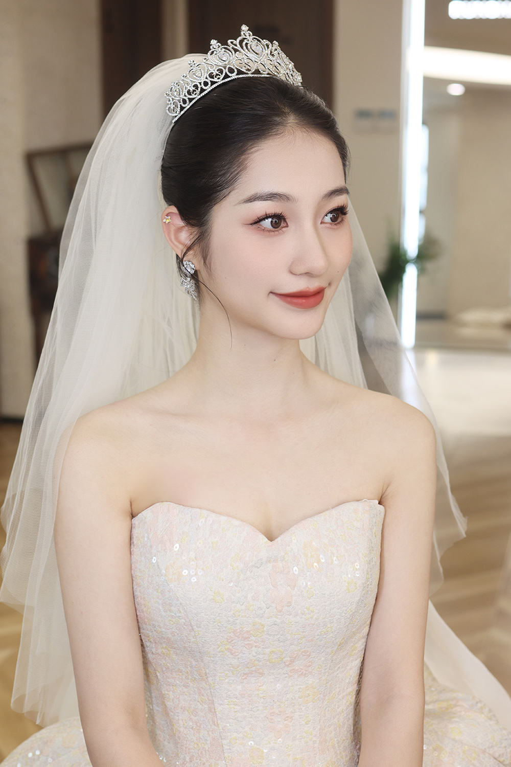 润尚美妆造型,新娘跟妆,时尚新娘造型,婚礼造型