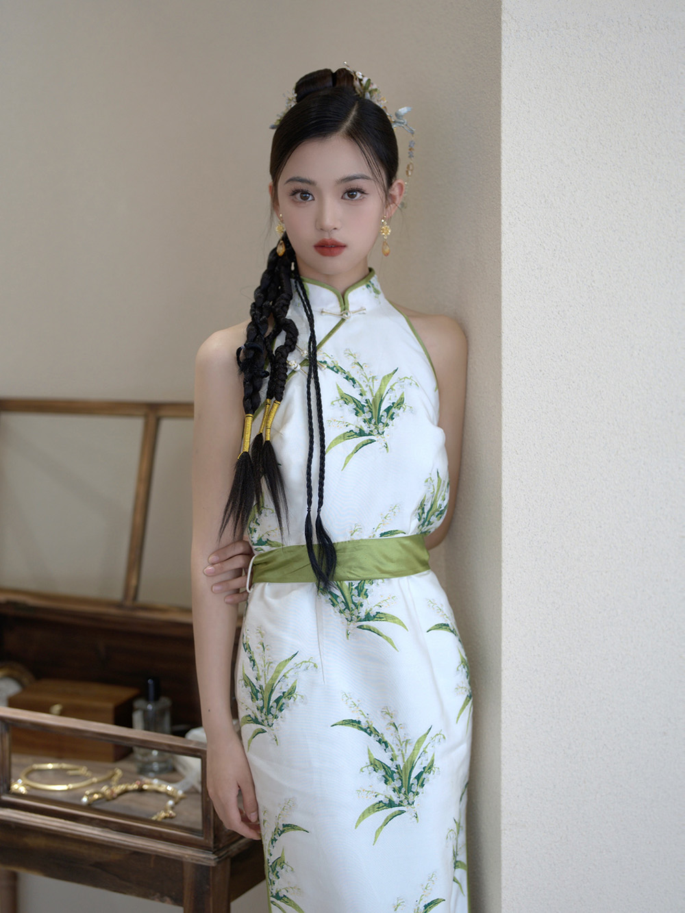 润尚美妆造型,新娘跟妆,时尚新娘造型,婚礼造型,试妆照,西安新娘跟妆