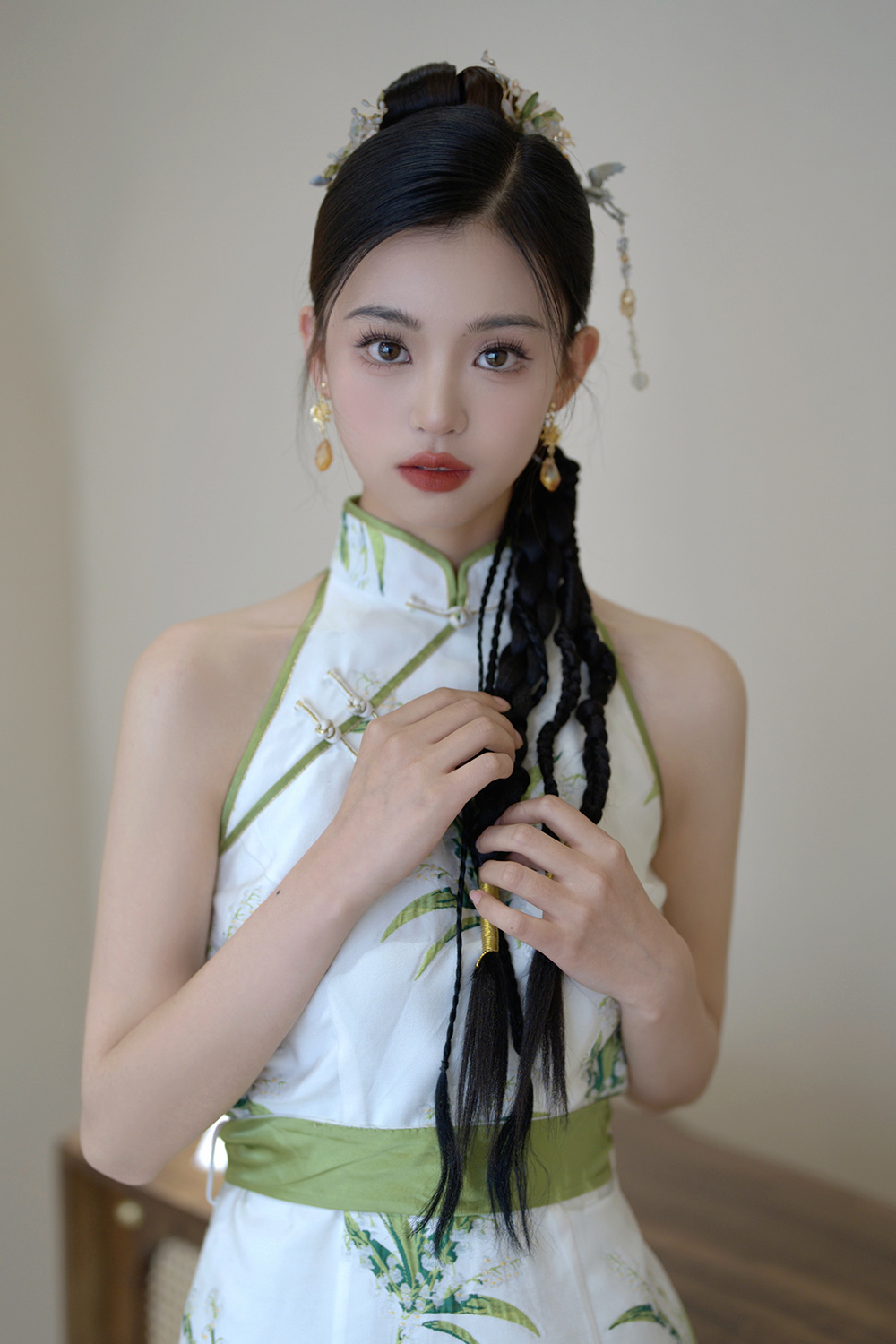 润尚美妆造型,新娘跟妆,时尚新娘造型,婚礼造型,试妆照,西安新娘跟妆